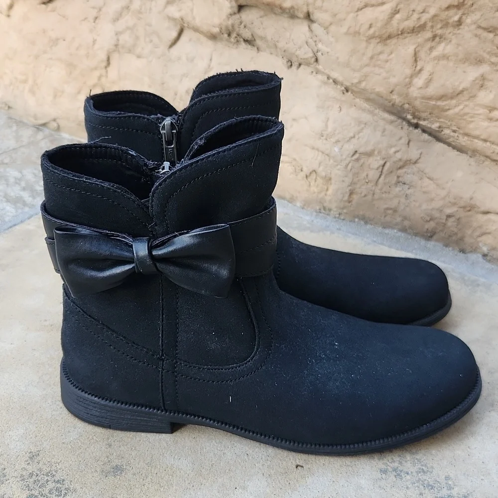 UGG Joanie Bow Boot Black Size 5